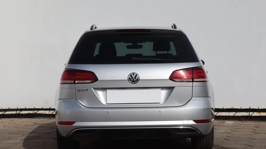 VW Golf -