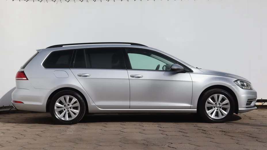 VW Golf -
