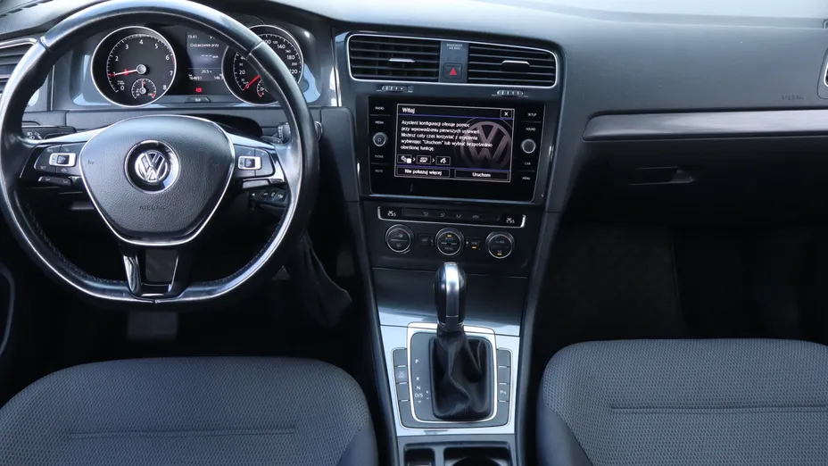 VW Golf -