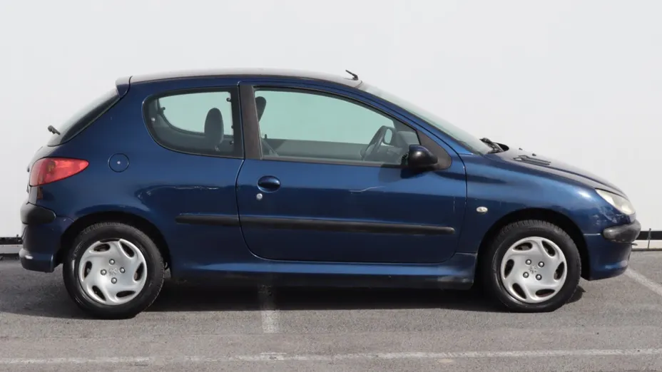 Peugeot 206 -
