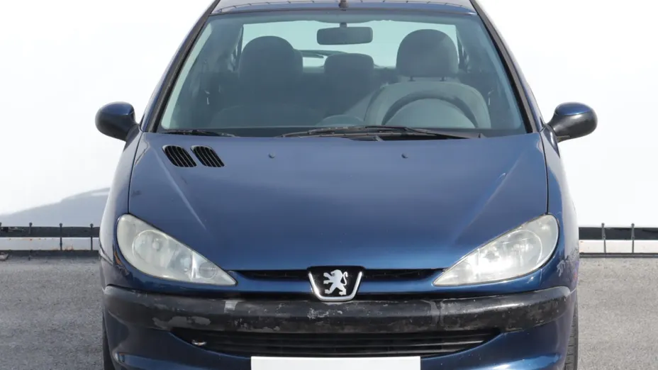 Peugeot 206 -