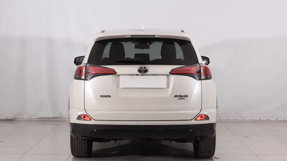 Toyota RAV4 -