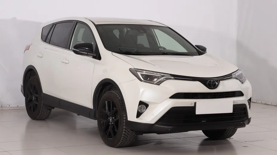 Toyota RAV4 -