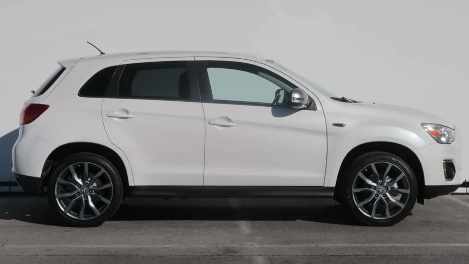 Mitsubishi ASX -