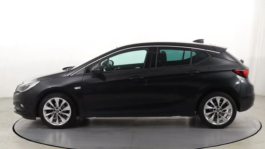 Opel Astra -