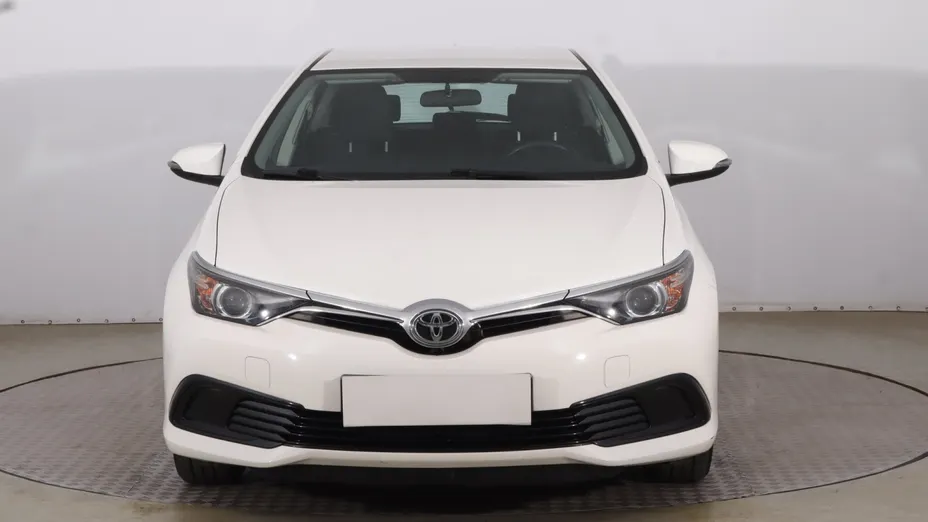 Toyota Auris -
