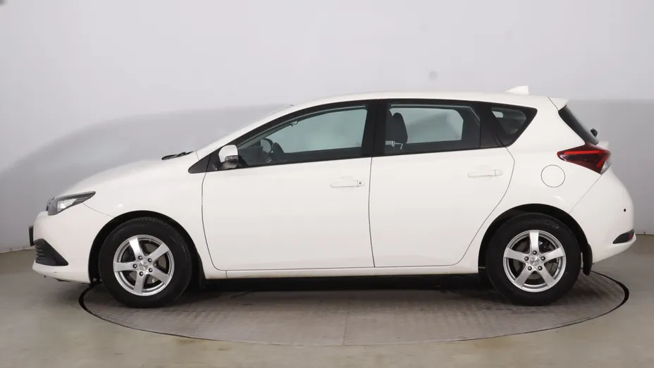 Toyota Auris -