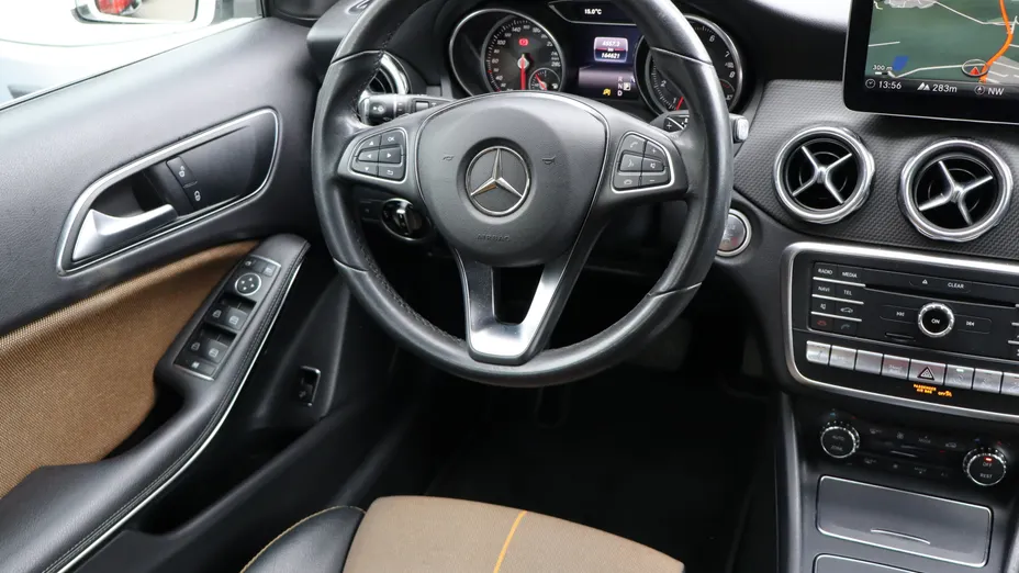 Mercedes GLA -