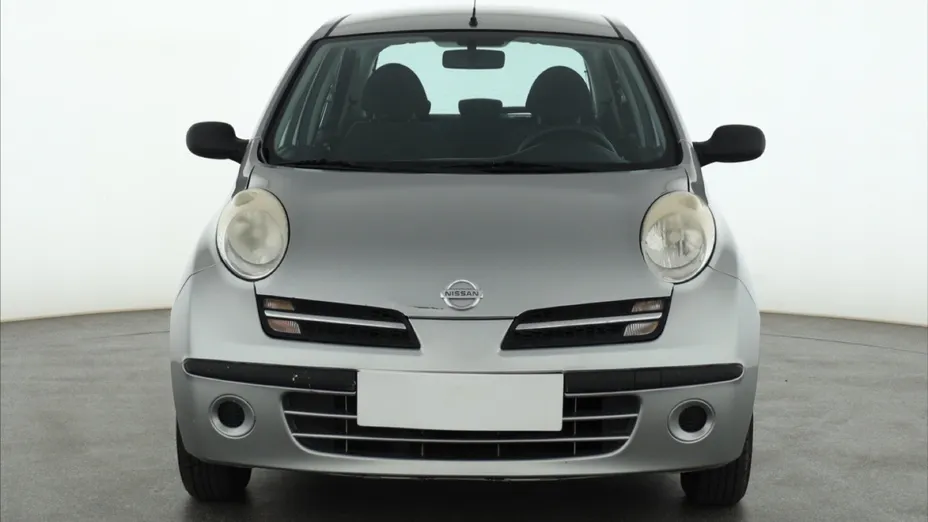 Nissan Micra -