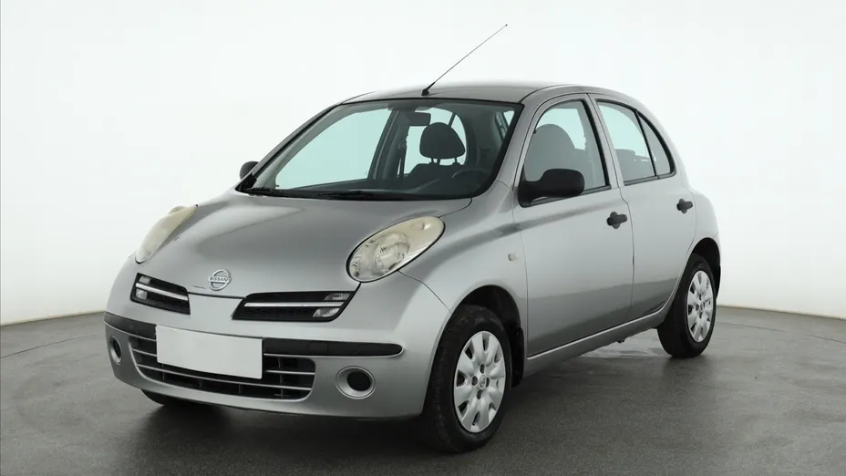 Nissan Micra -