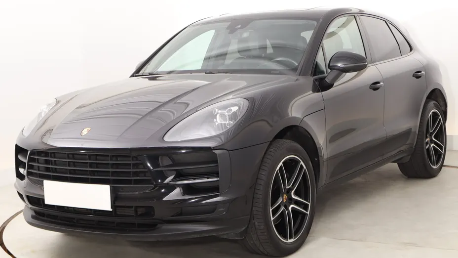 Porsche Macan -