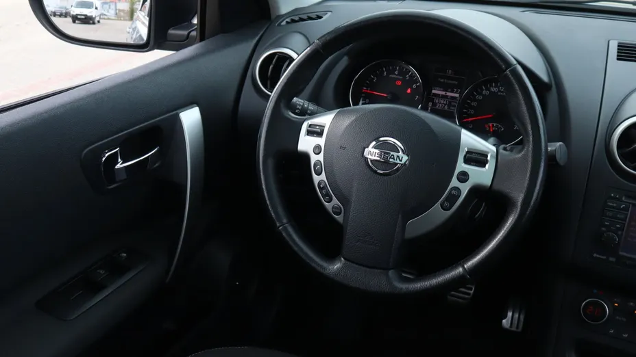 Nissan Qashqai -