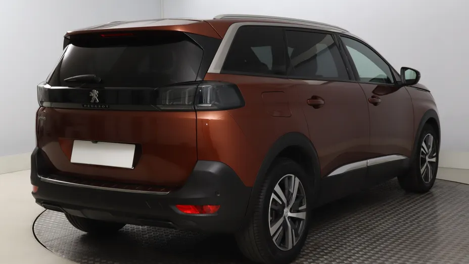 Peugeot 5008 -