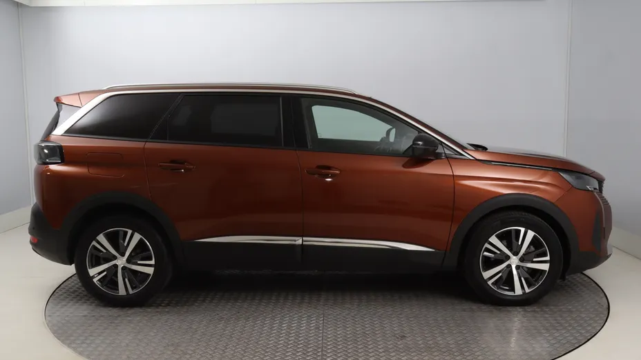 Peugeot 5008 -