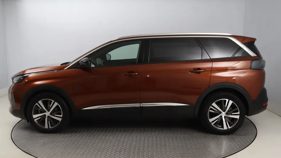 Peugeot 5008 -