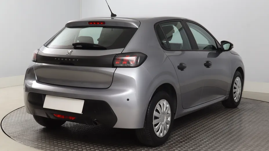 Peugeot 208 -