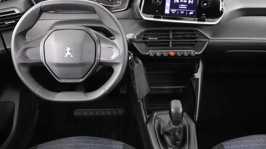 Peugeot 208 -