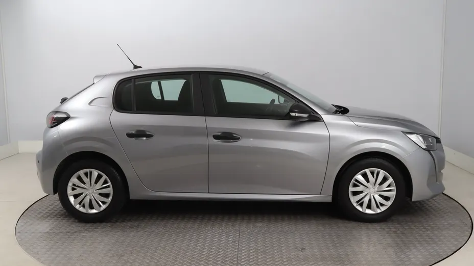Peugeot 208 -