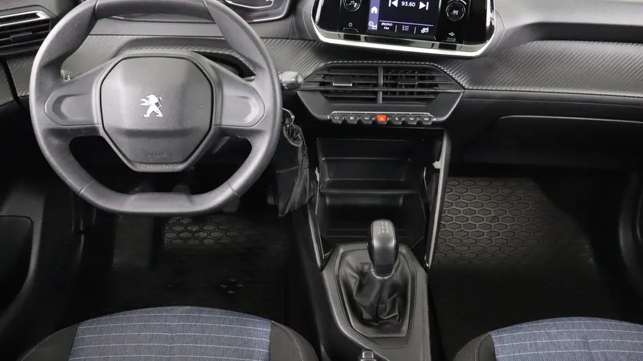 Peugeot 208 -