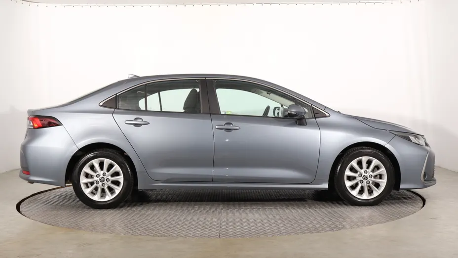 Toyota Corolla -
