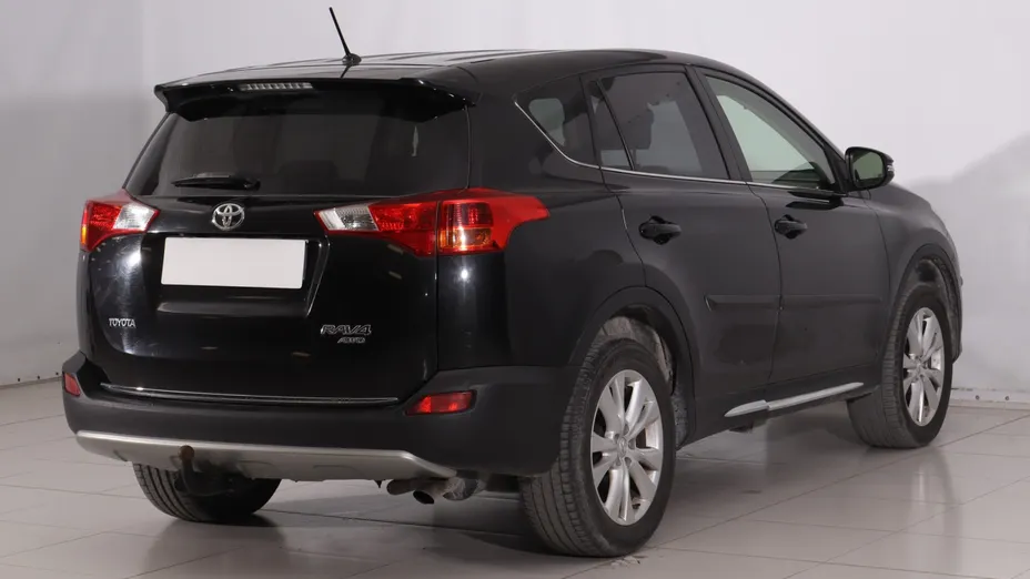 Toyota RAV4 -