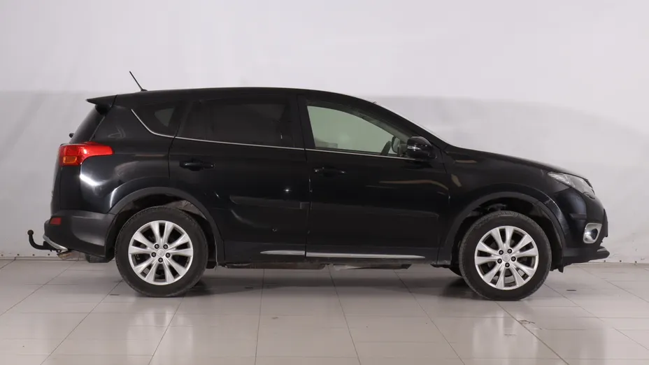 Toyota RAV4 -