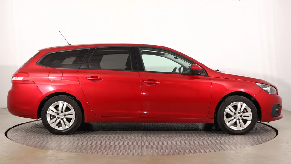 Peugeot 308 -