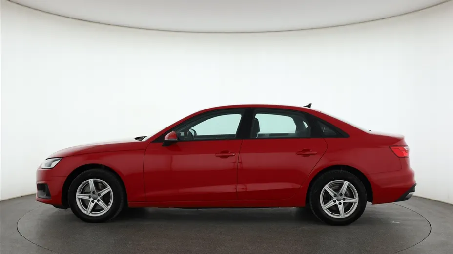 Audi A4 -