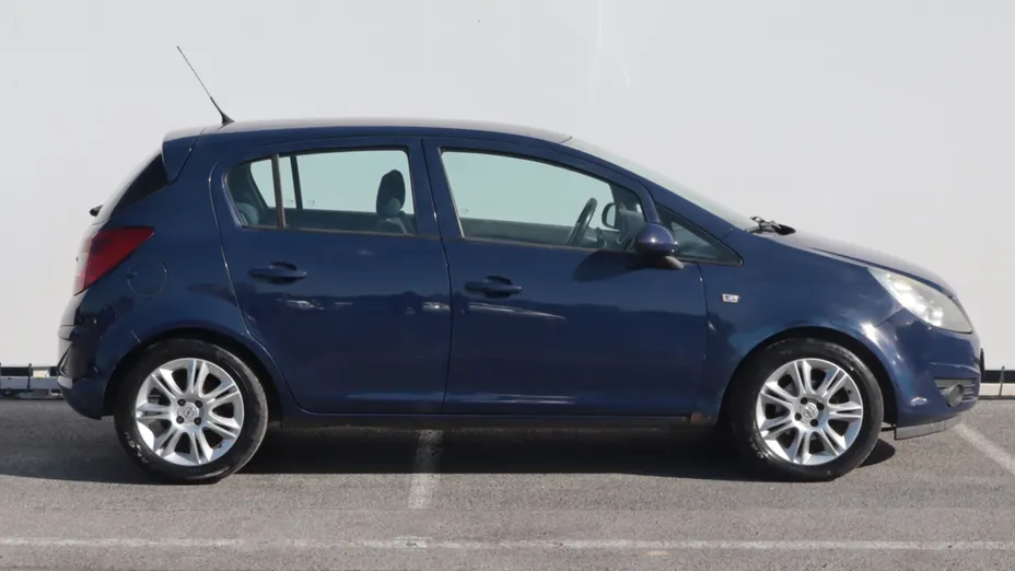 Opel Corsa -