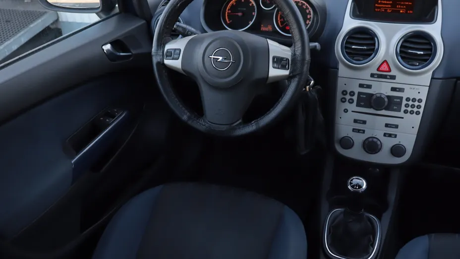 Opel Corsa -