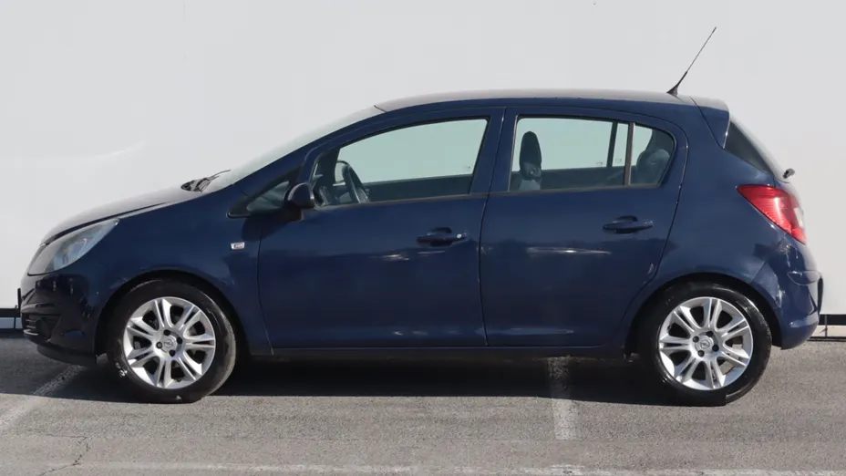 Opel Corsa -