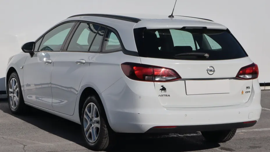 Opel Astra -