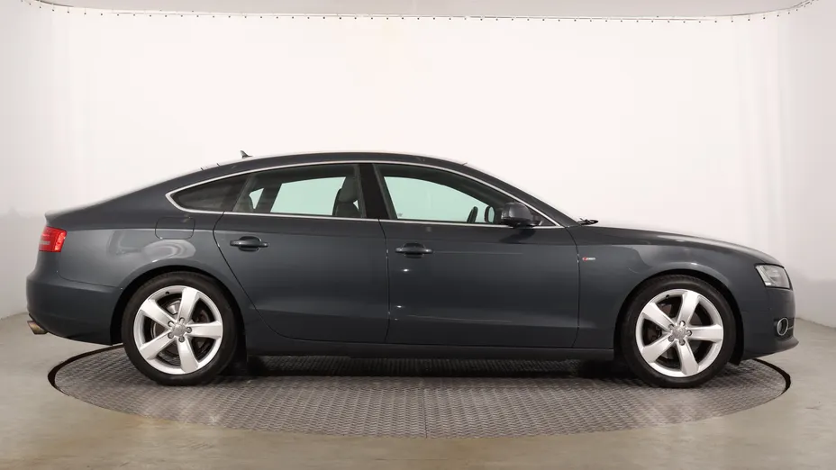 Audi A5 -