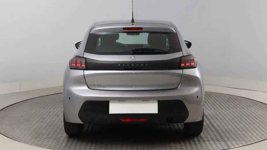 Peugeot 208 -