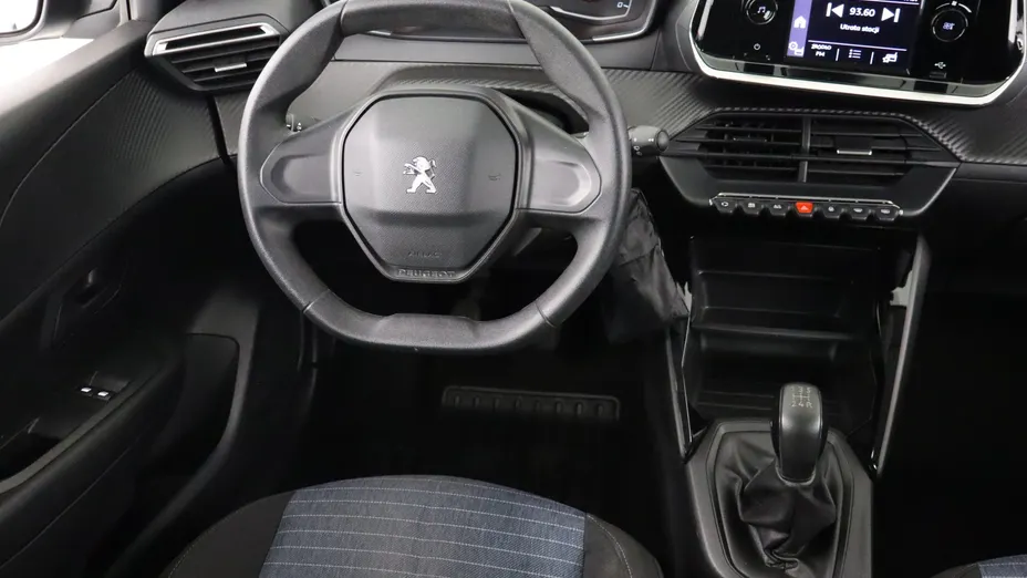 Peugeot 208 -