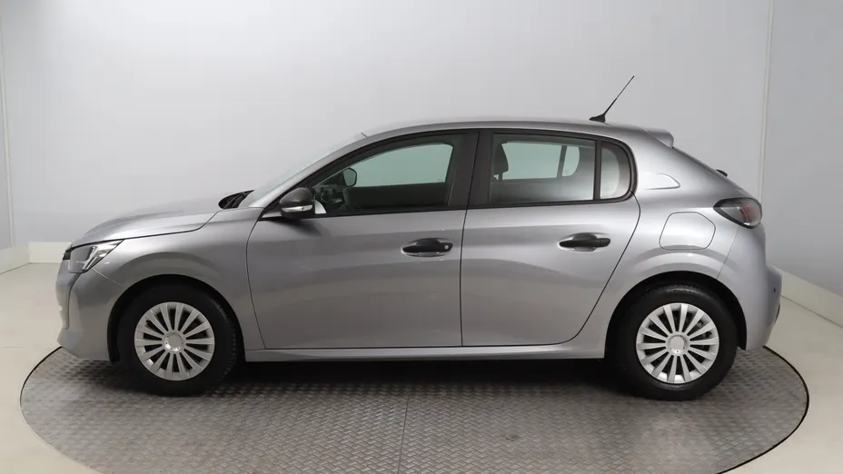 Peugeot 208 -