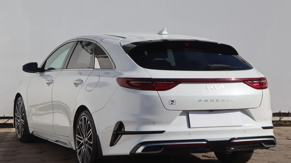 Kia ProCeed -