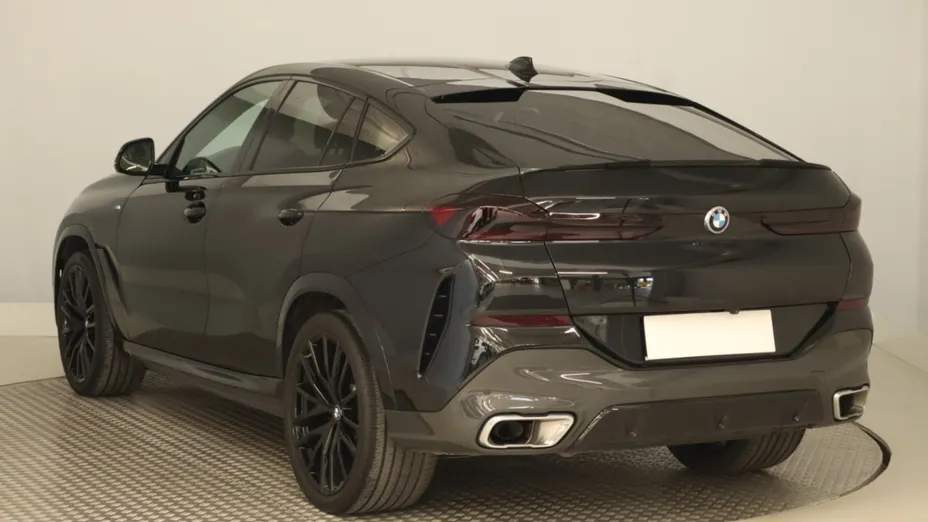 BMW X6 -