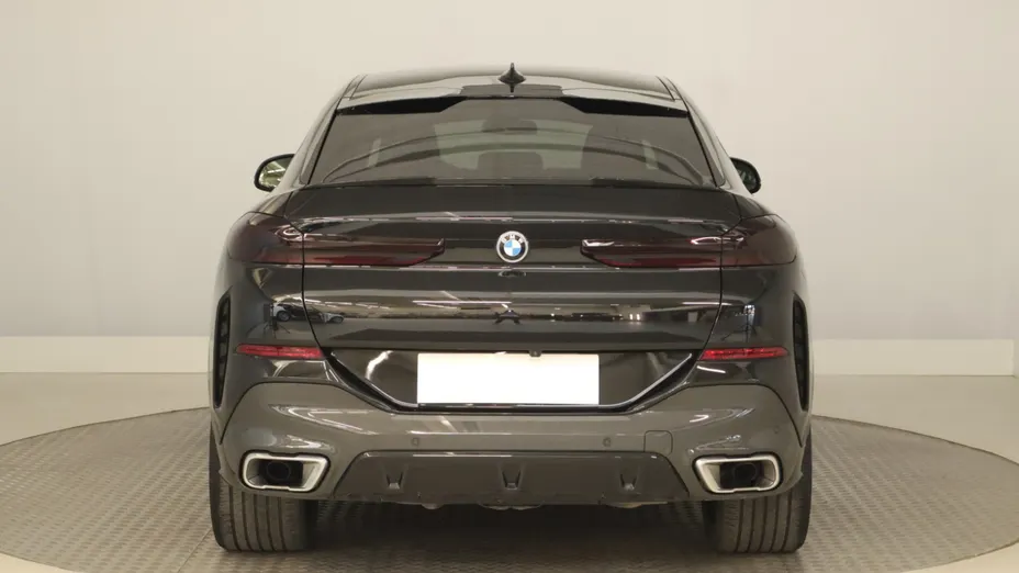 BMW X6 -