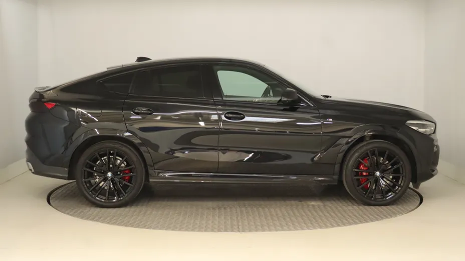 BMW X6 -