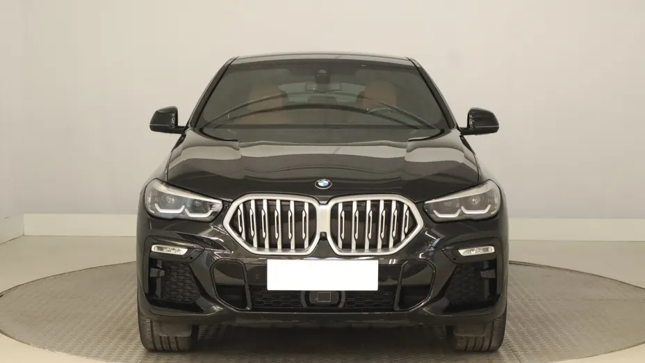 BMW X6 -