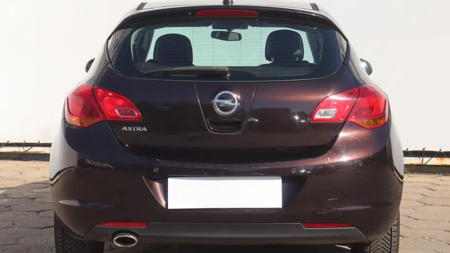 Opel Astra -
