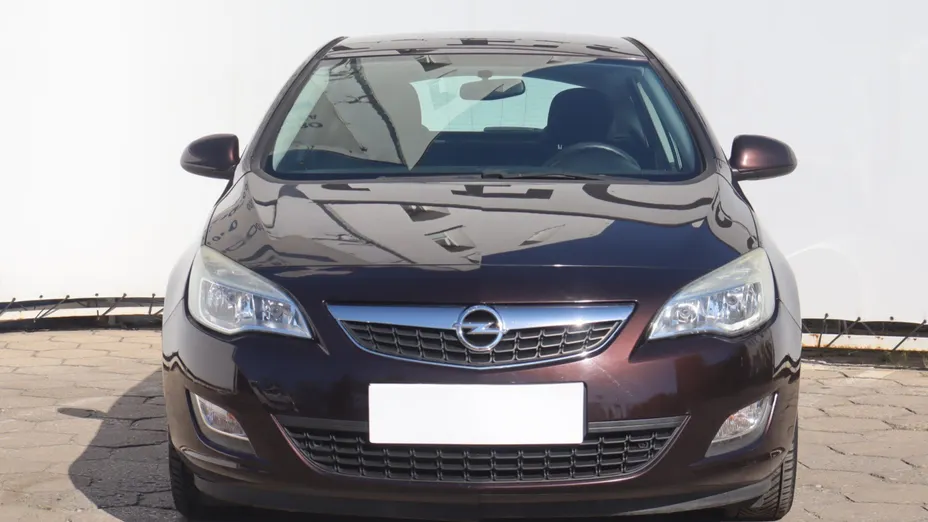 Opel Astra -