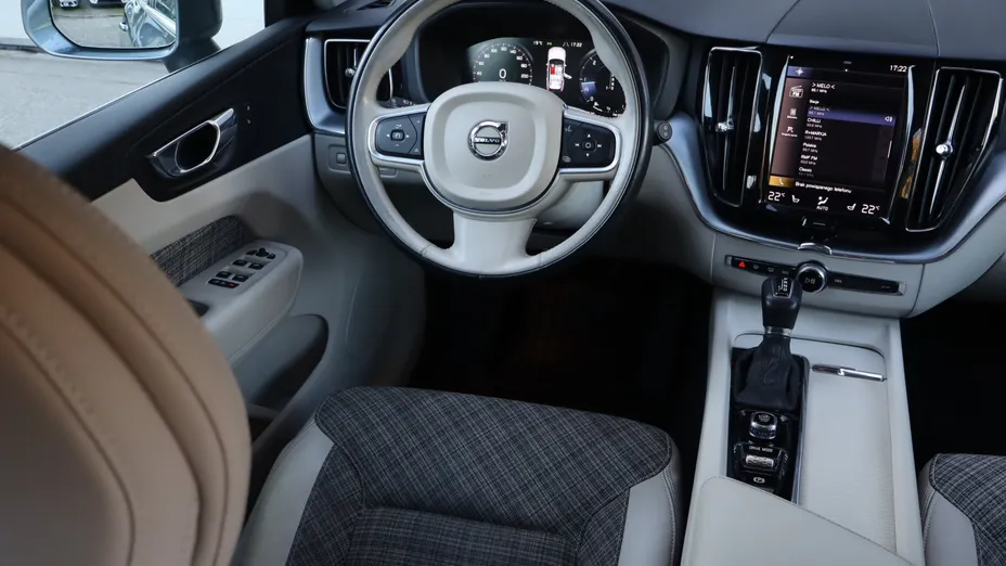 Volvo XC60 -