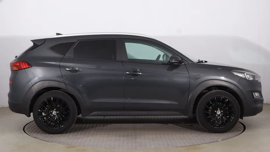 Hyundai Tucson -