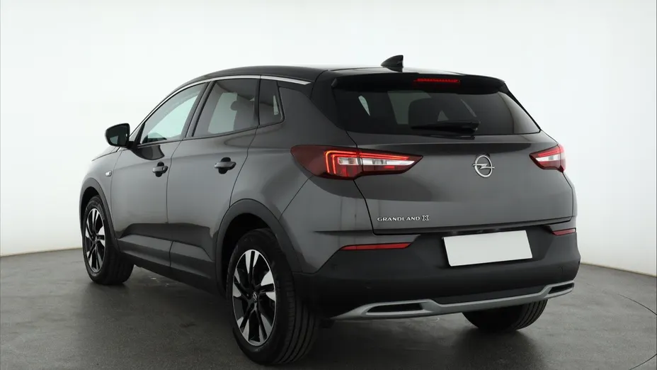 Opel Grandland -