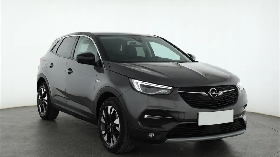 Opel Grandland -