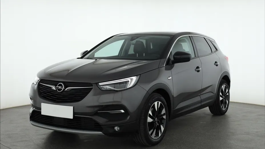 Opel Grandland -