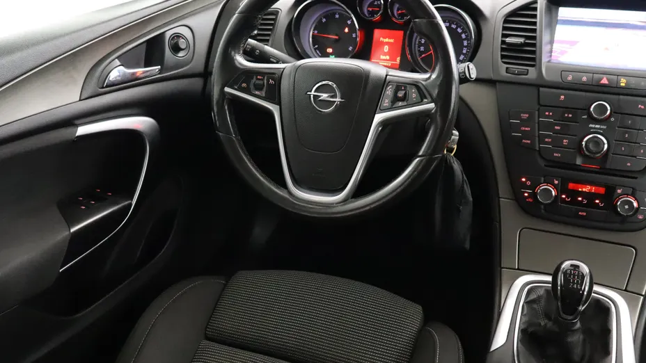 Opel Insignia -