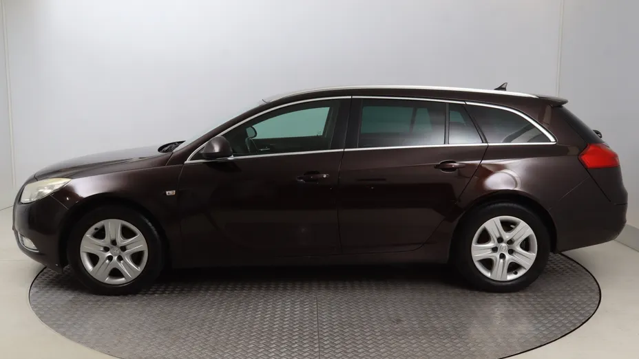 Opel Insignia -